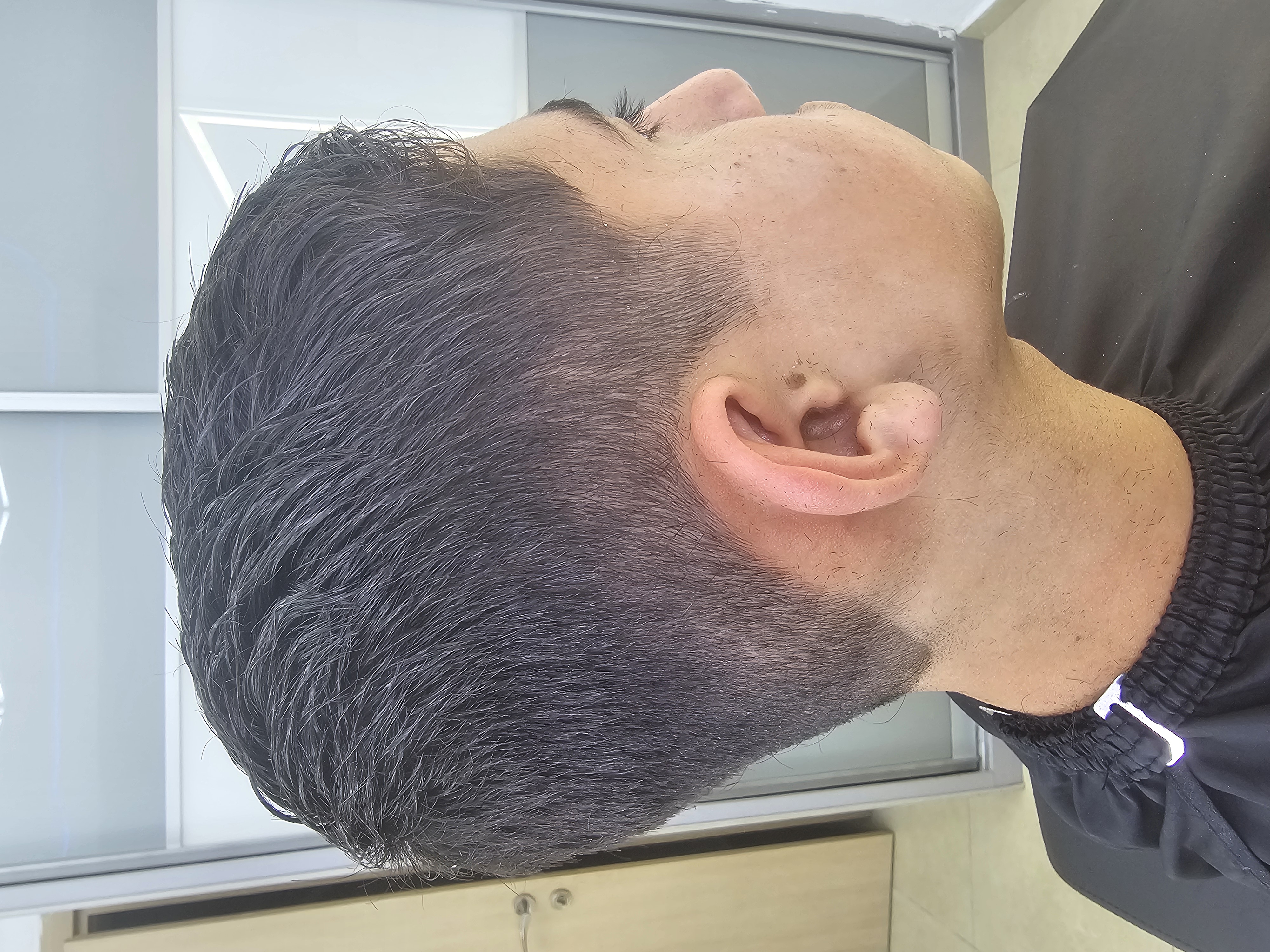 תספורת מעוצבת ומושלמת ללקוח מרוצה